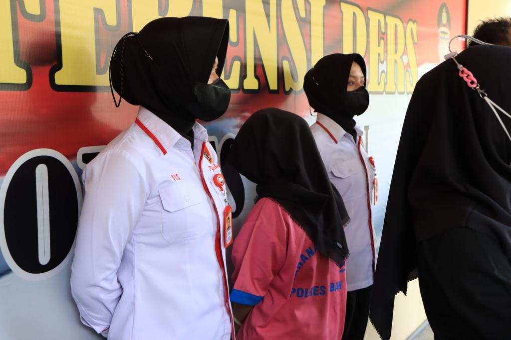 Tak Tahu Balas Budi, Gadis Ini Justru Sikat 50 Gram Emas Milik Majikannya