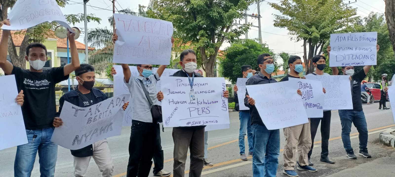 Forum Wartawan Tuban Gelar Aksi Solidaritas dan Tuntutan Atas Kekerasan Yang Menimpa Jurnalis Tempo