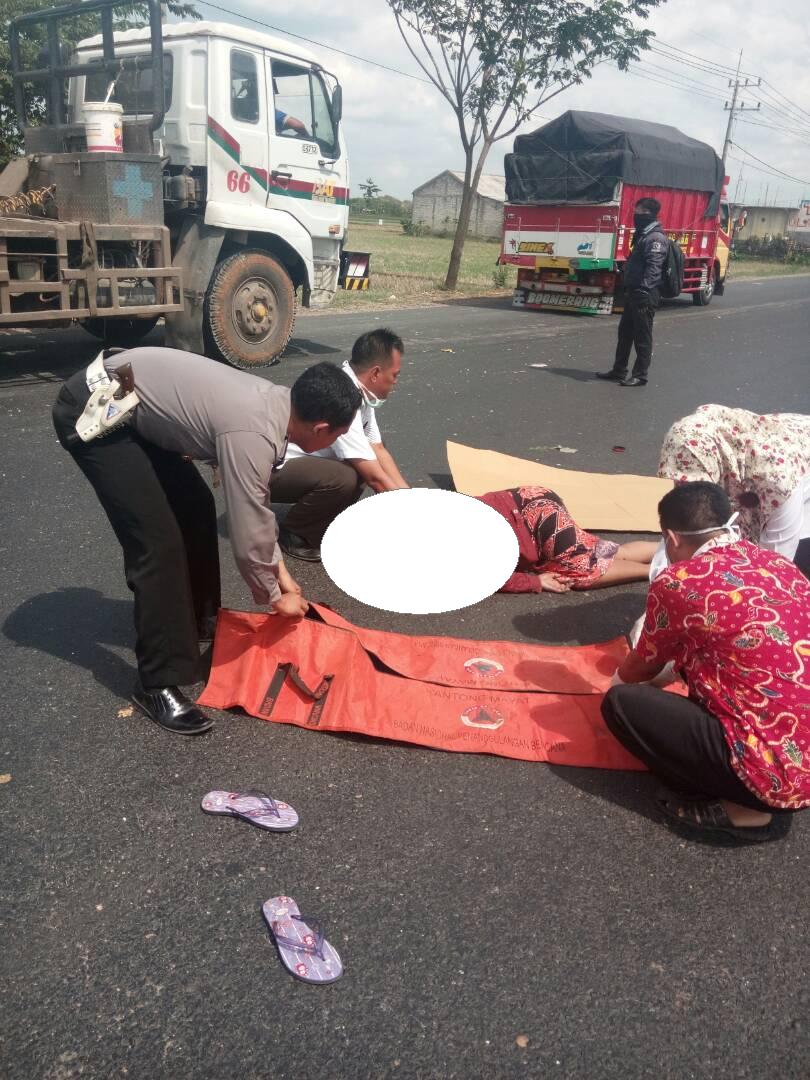 Srempet Sepeda Pancal, Pengemudi Vario Meninggal 