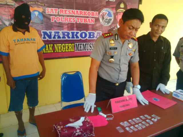 Oknum PNS Ditangkap Polisi Karena Bawa Belasan Poket Sabu