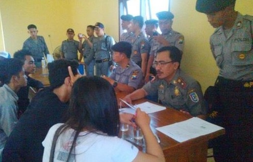 Cewek 18 Tahun Terjaring Razia Cipkon Bersama Tiga Cowok di Hotel